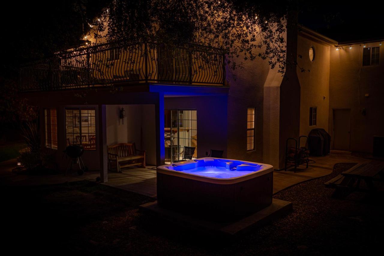 Mountain Majesty With Hot Tub, Pool Table, Generator, Ev Hookup Villa Oakhurst Ngoại thất bức ảnh