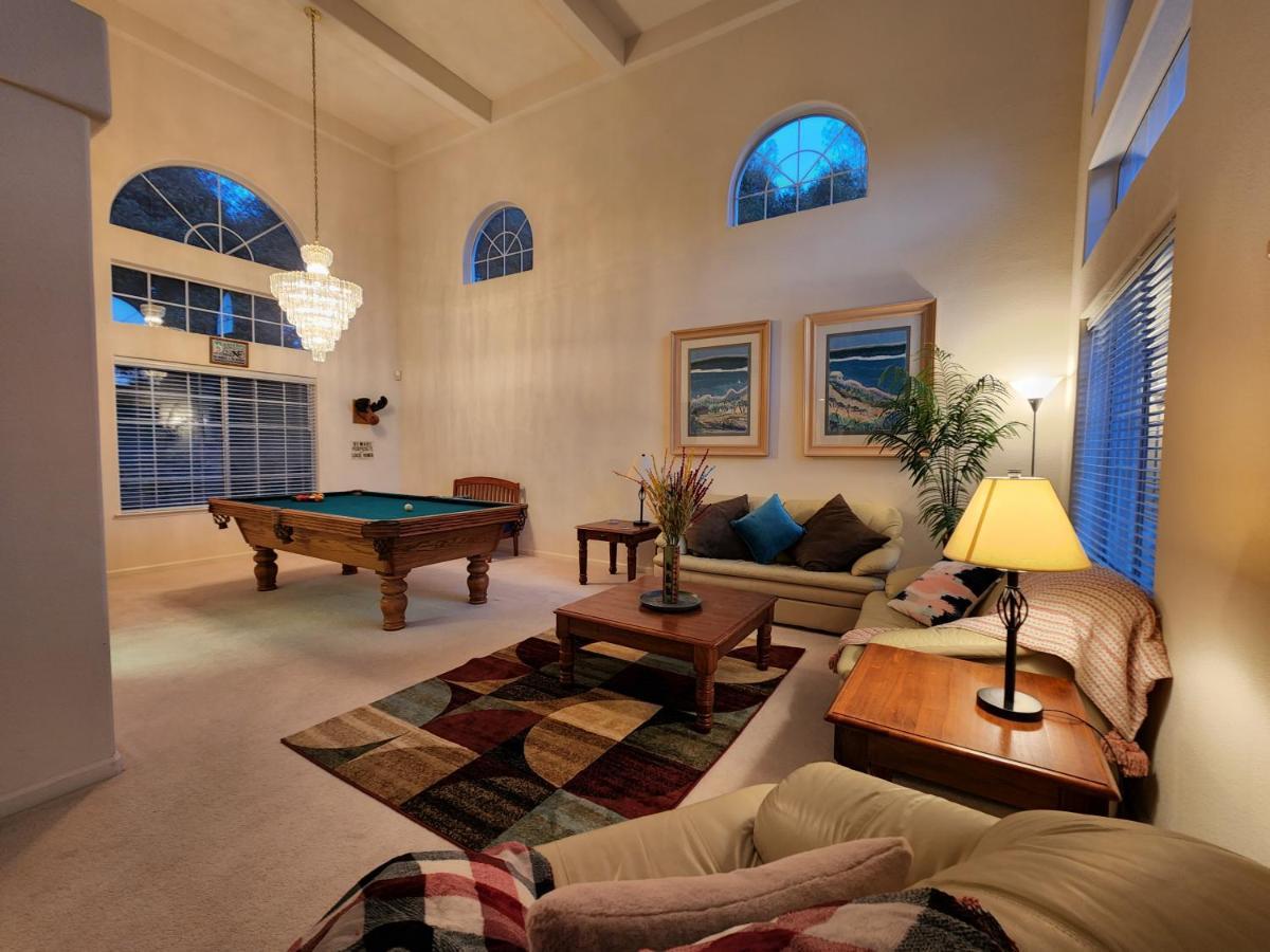 Mountain Majesty With Hot Tub, Pool Table, Generator, Ev Hookup Villa Oakhurst Ngoại thất bức ảnh