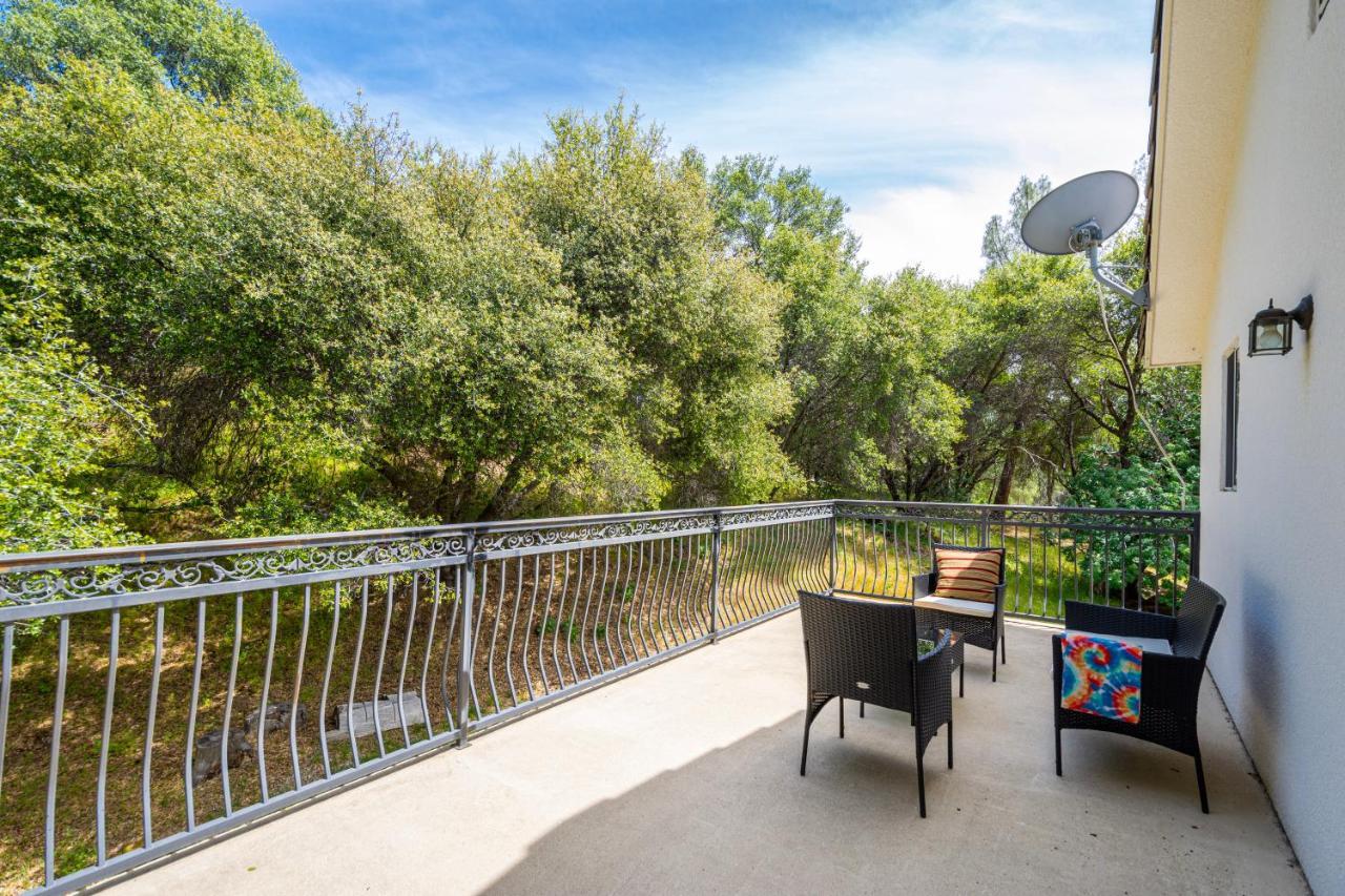 Mountain Majesty With Hot Tub, Pool Table, Generator, Ev Hookup Villa Oakhurst Ngoại thất bức ảnh